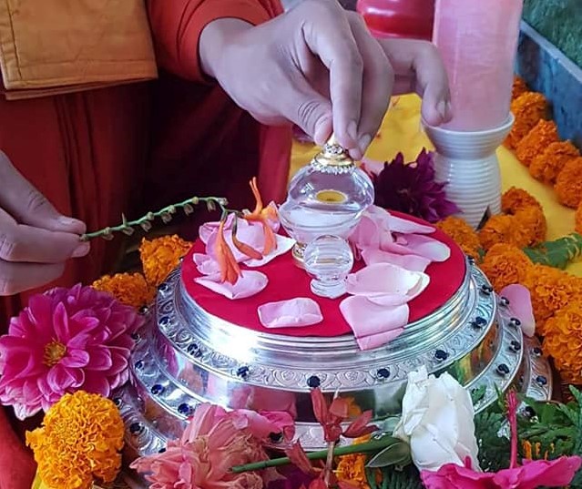 श्रीलंकाबाट ल्याइएको भगवान बुद्धको अस्तु धातु थानकोटमा अवलोकन गराइयो