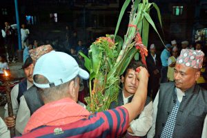 धुमधामका साथ भित्र्याइयो थानकोटमा फूलपाती (भिडियोसहित)