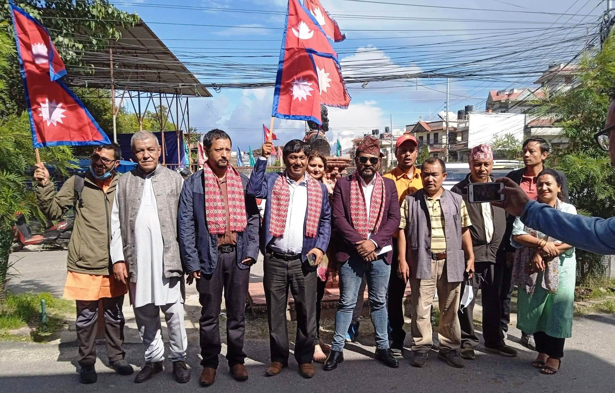 राप्रपाबाट काठमाण्डाै क्षेत्र नं. ९ मा देवेन्द्र प्रधानले उम्मेदवारी दर्ता गराए