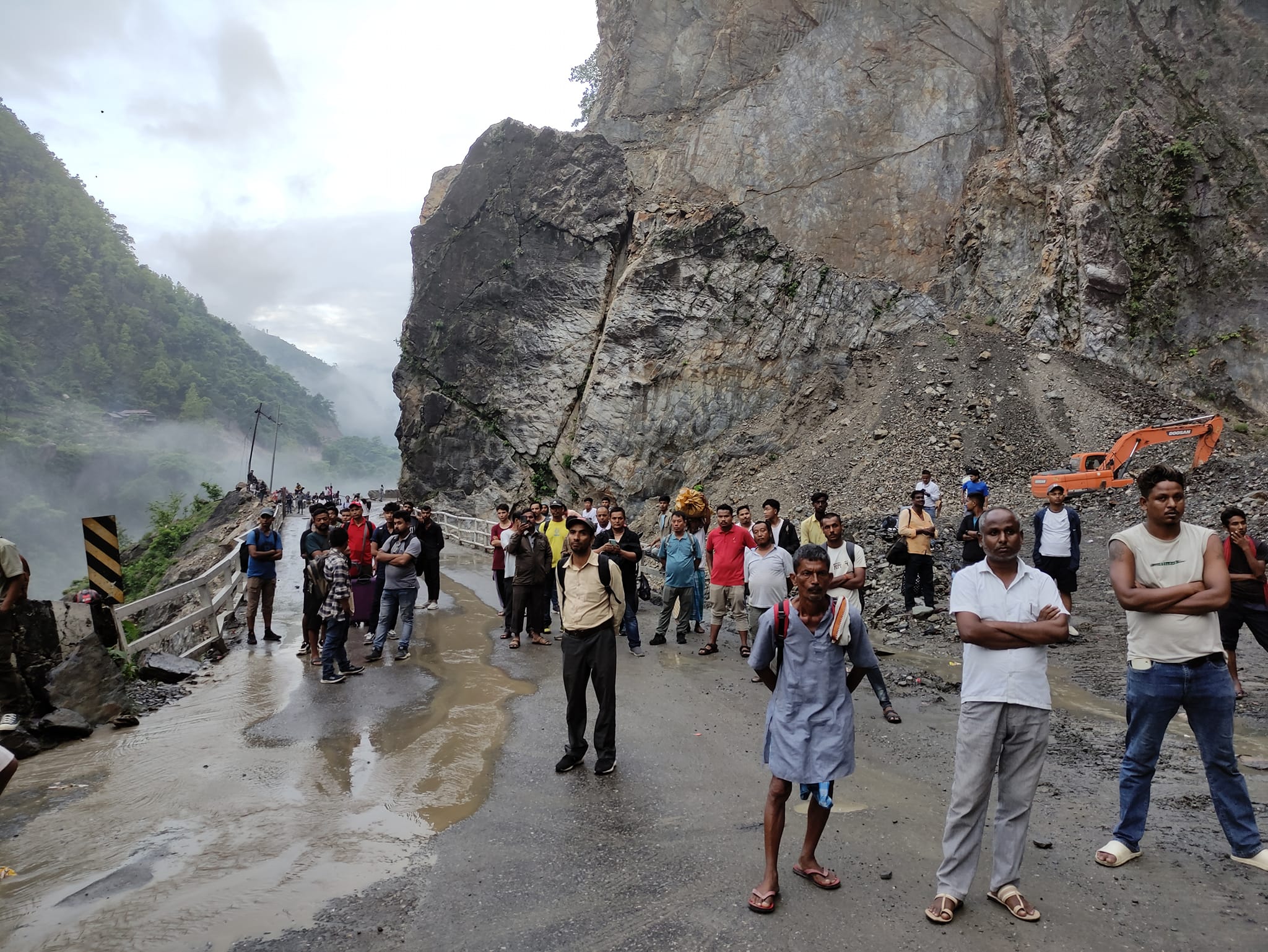 मुग्लिन-नारायणगढ सडक दुइतर्फी सञ्चालन