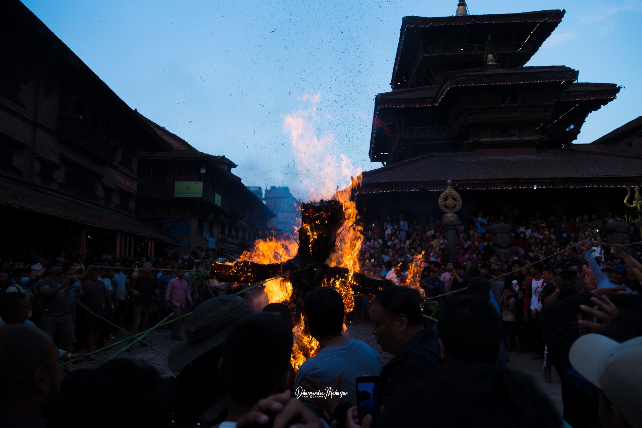 भूत भगाएर मनाइयो भक्तपुरमा गठाःमुग, यस्तो छ किम्बदन्ती (फोटो फिचर)