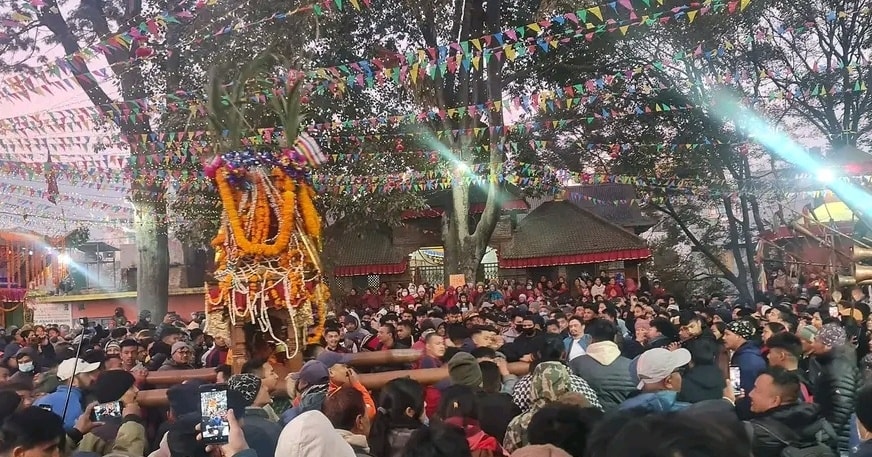 तीनथानास्थित विष्णुदेवी मन्दिर क्षेत्रमा सात गाउँले जात्राको राैनक