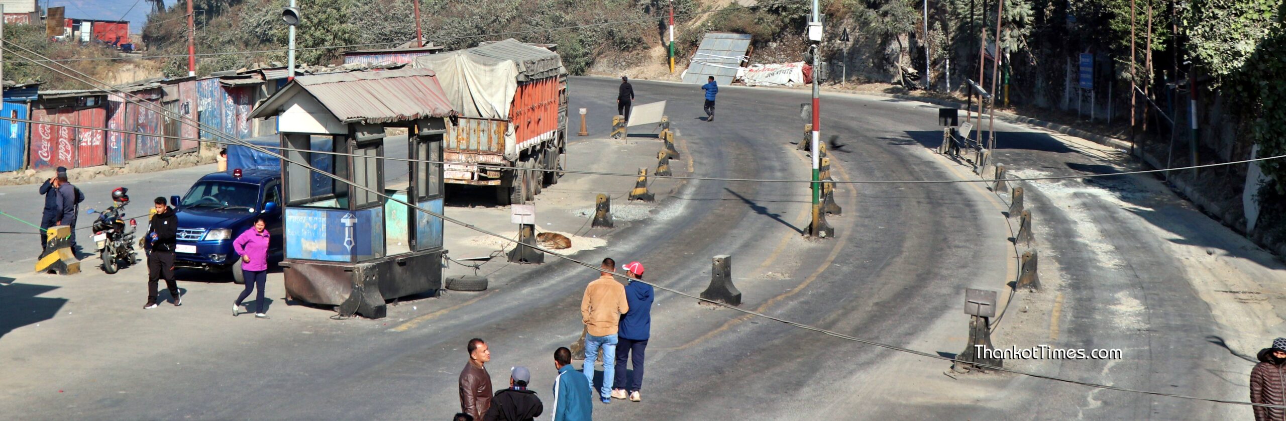 नागढुंगामा लापसे चेकिङ: ६ जना चालक ट्राफिक प्रहरीको नियन्त्रणमा