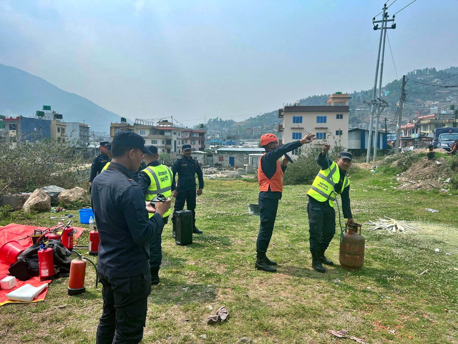 विपद व्यवस्थापन एवं रोकथाम नियन्त्रण तथा पूर्व तयारीका लागि दहचोकमा १ दिने तालिम