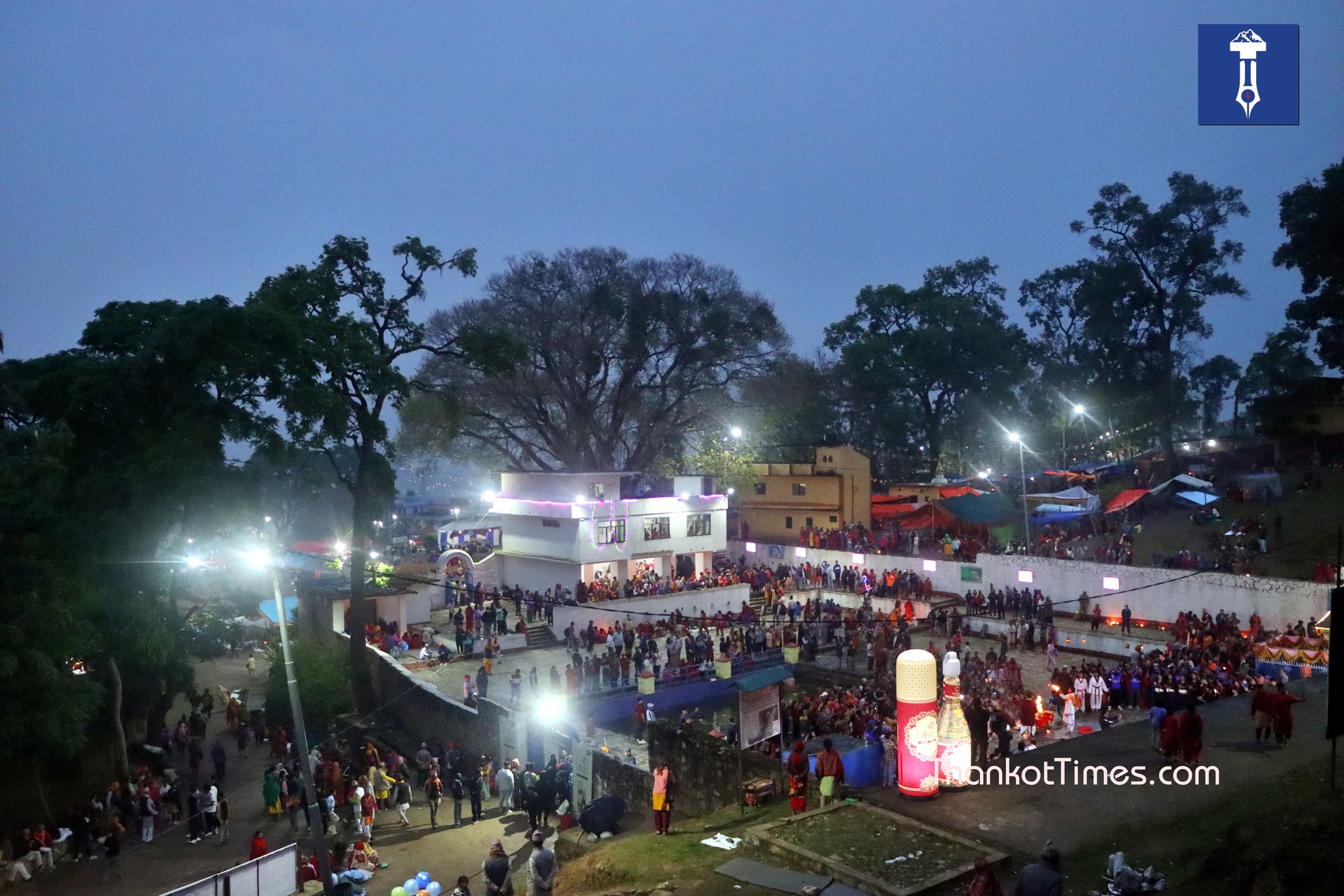 आज मातातिर्थ औंसी, मातातिर्थ कुण्डमा श्रद्धालुहरुकाे घुइँचो