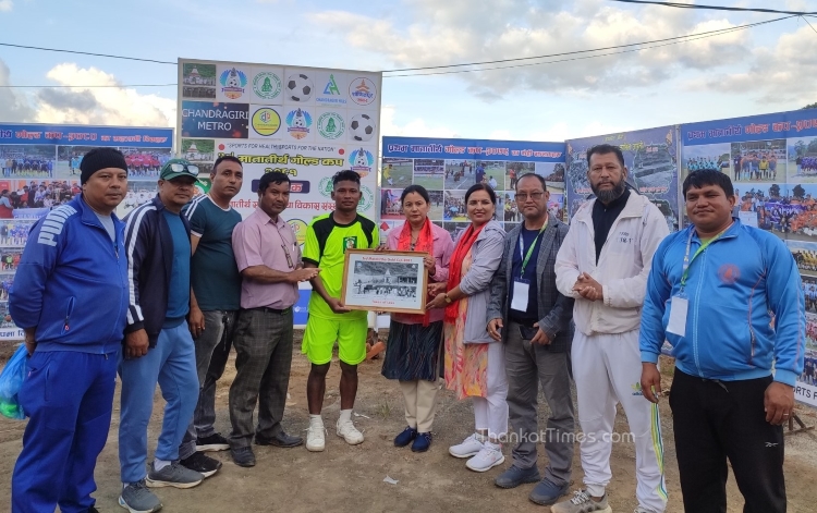 तेश्राे मातातीर्थ गाेल्डकप फुटबलः वीआर ब्रदर्शविरूद्ध एभरेष्ट युथ क्लब १-० ले विजयी