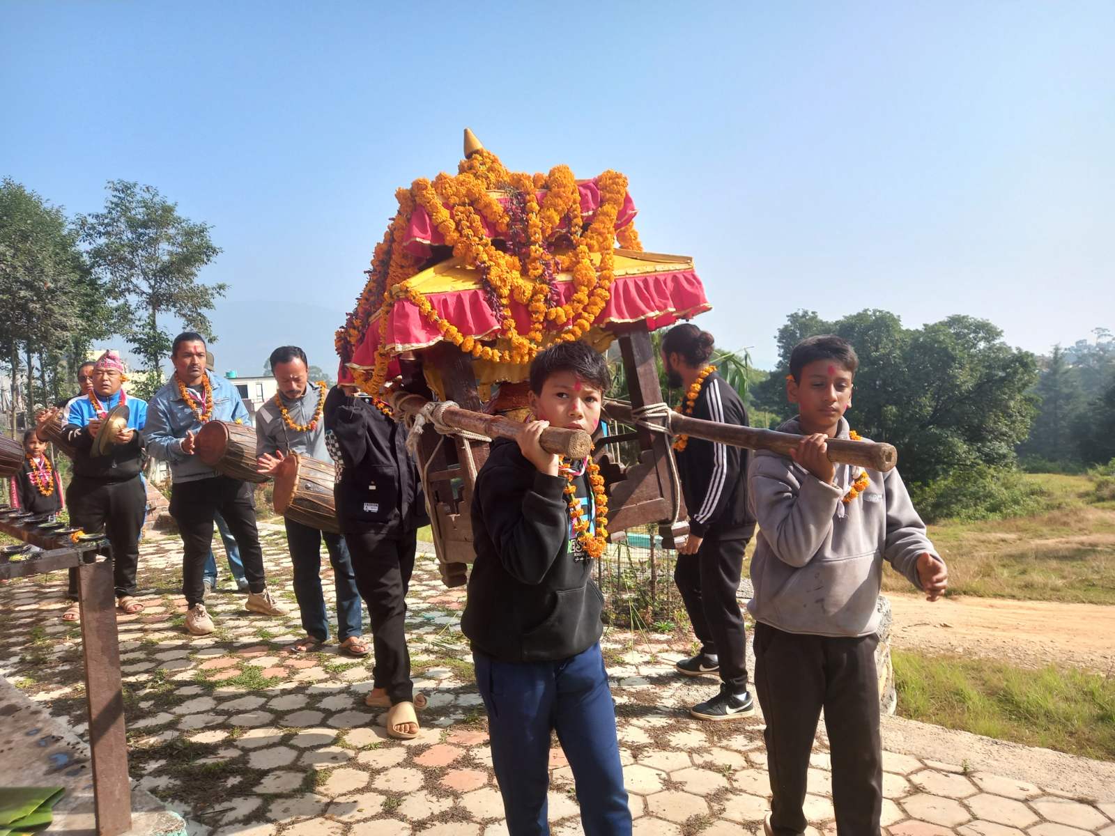 थानकोट टेकानपुरमा महालक्ष्मी जात्राको राैनक (फोटो फिचर)